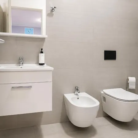 Ammen Apartament Shëngjin
